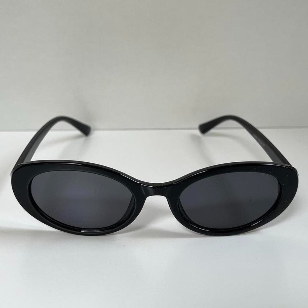 Women's Black Sunglasses